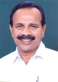 Congress leaders have contacted me, will decide tomorrow on Tuesday - D V Sadananda Gowda